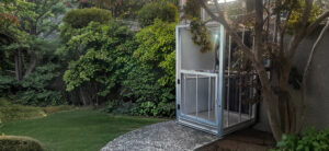 Luxury Residential Lakehouse Lift